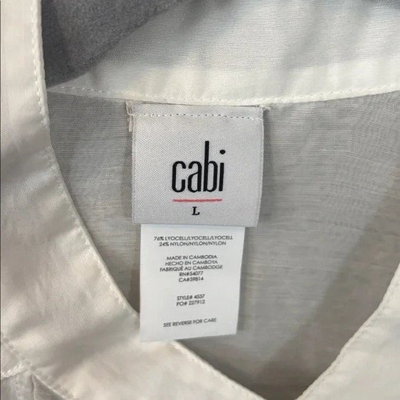 NWT $109 Cabi #4537 Noble Blouse L White Silky Ruffle Fall 2023 Long Sleeves - Picture 7 of 7